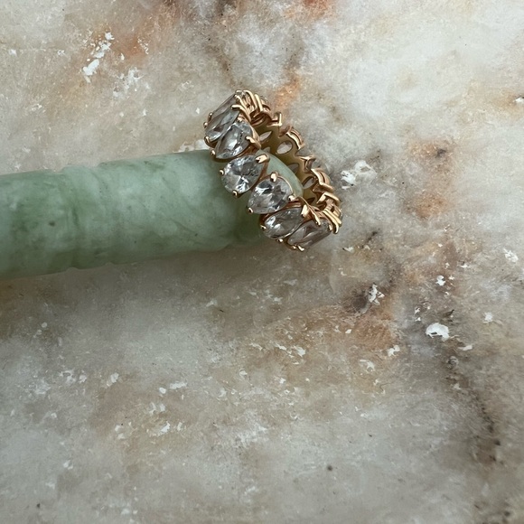 Swarovski Vittore ring Drop cut, White, Rose gold-tone plated - Picture 6 of 12